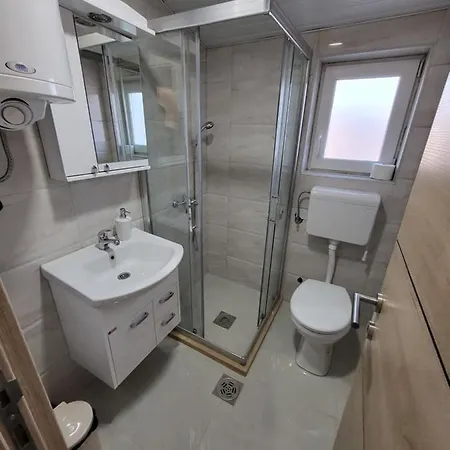 Velickovic 아파트 *